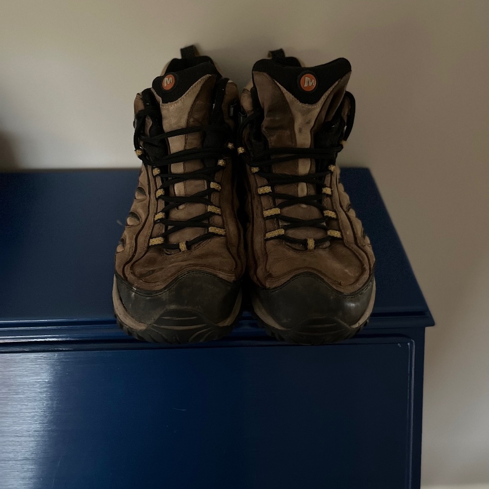 Men’s Merrell Hiking Boots